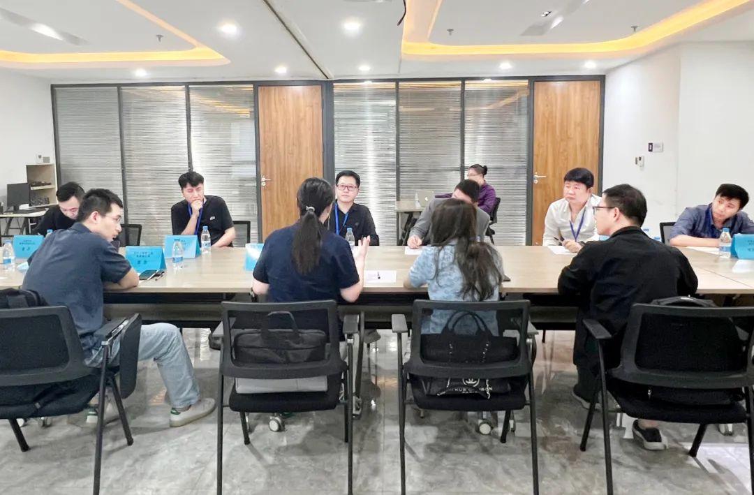 阿坝_2025正版资料免费大全,扒皮应用仔细释义、解释与落实